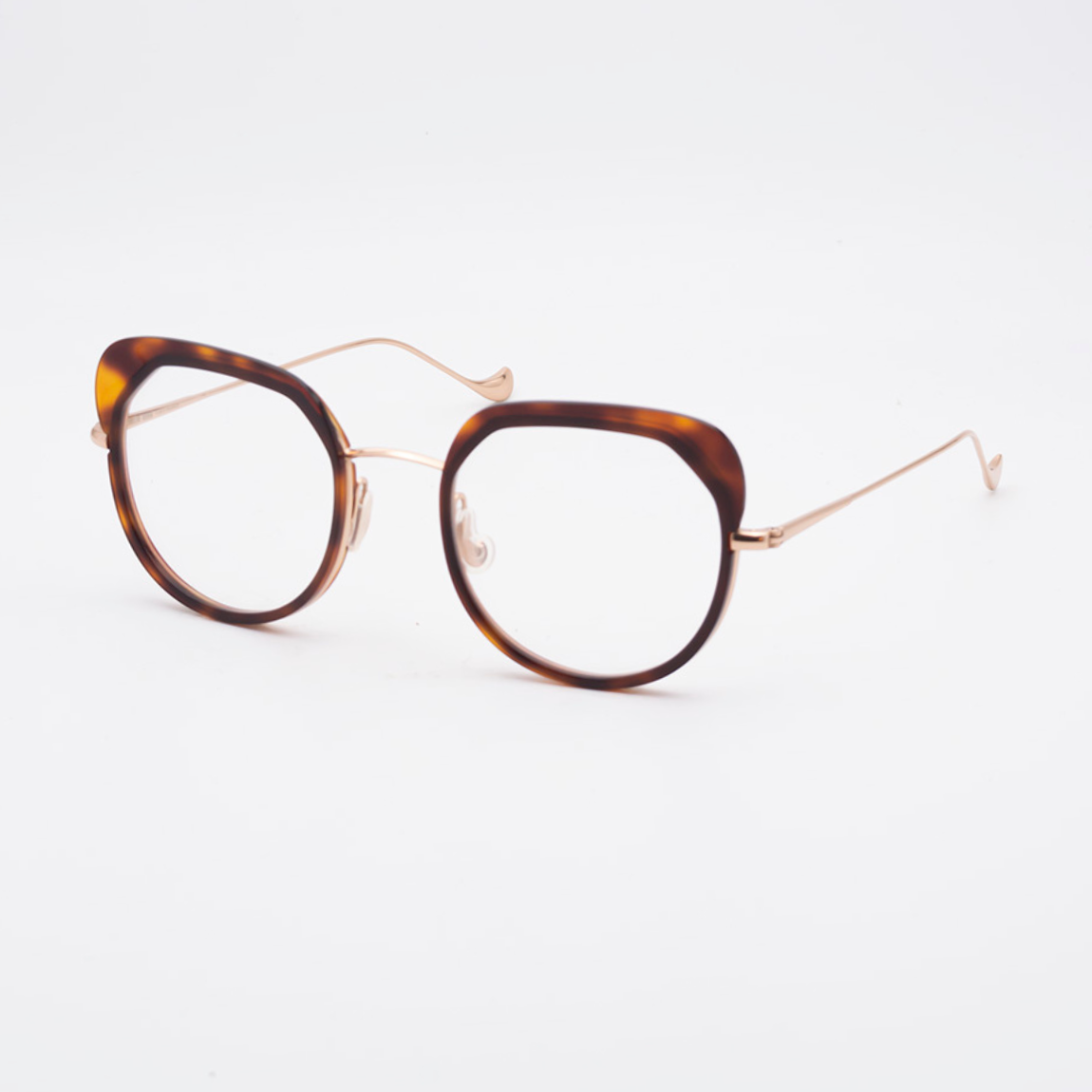 caroline-abram-widline-736-01