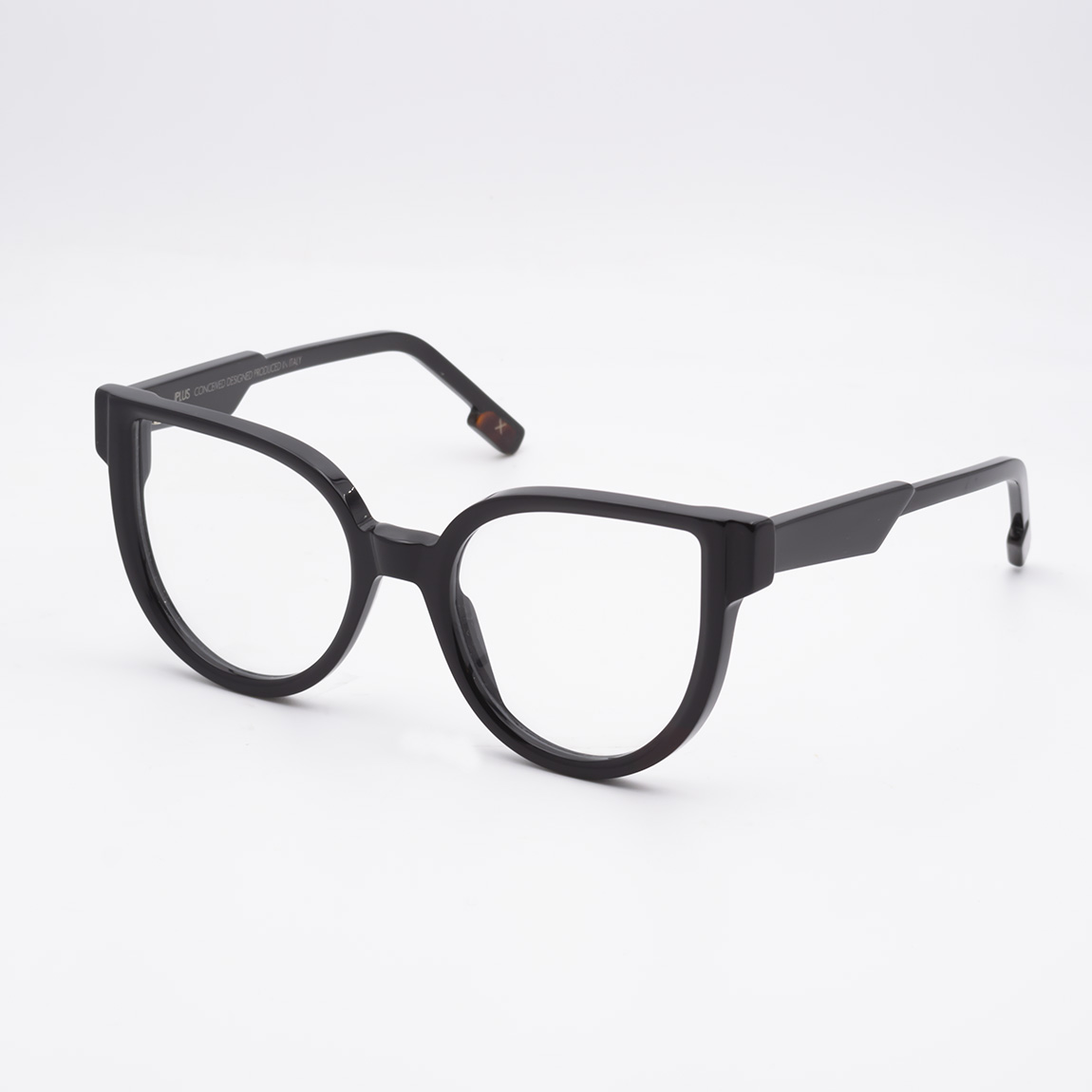 jplus-femke-2203-11-01